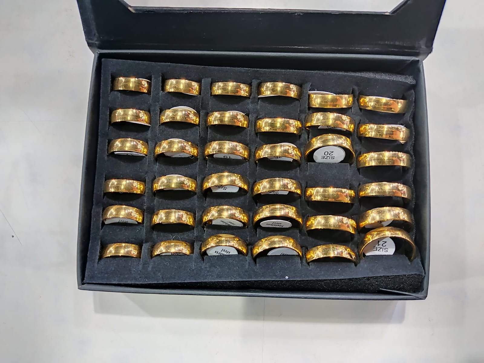 ✨ ANILLO ALIANZA DORADO DE ACERO – PRECIO UNITARIO ✨