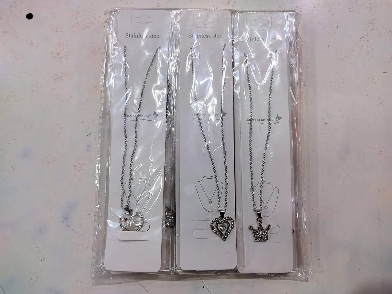 ✨ CADENAS DE ACERO CON DIJES – PRECIO POR DOCENA ✨